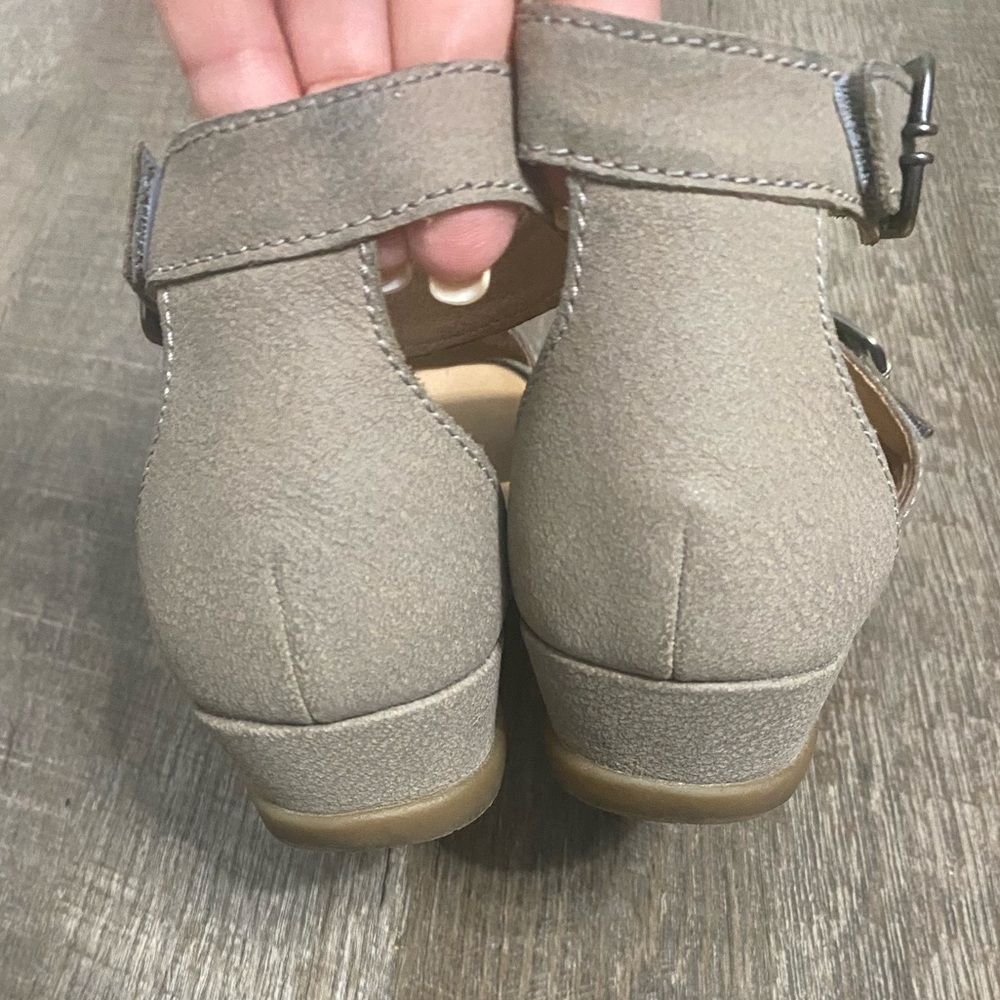 Dansko Astrid Low-Wedge Sandals - Picture 6 of 8